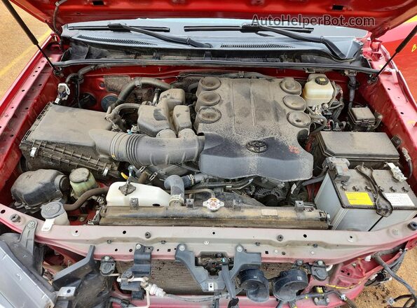 JTEPU5JR9N6006540 2022 TOYOTA 4RUNNER Red Rear interior view
