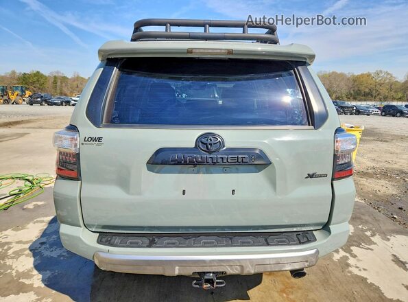 JTERU5JR0P6124102 2023 TOYOTA 4RUNNER Gray Rear view