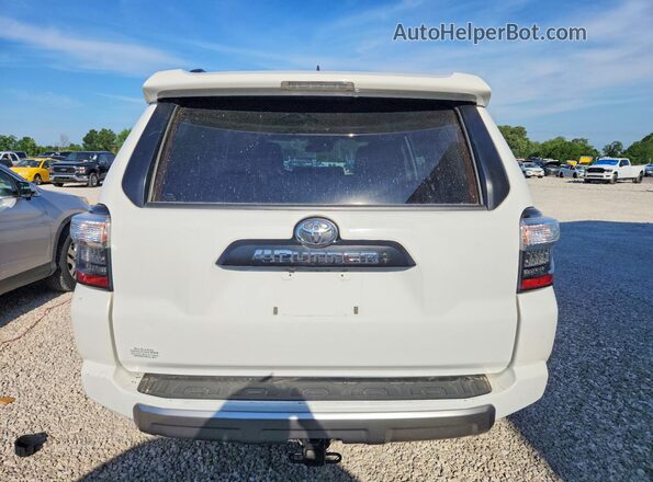 JTERU5JR1M5944268 2021 TOYOTA 4RUNNER White Հետևի տեսք