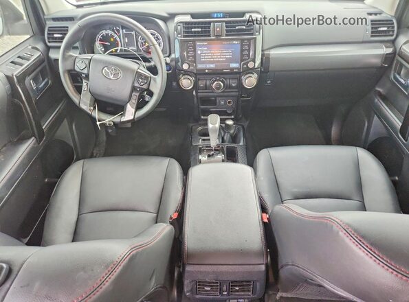 JTERU5JR2R6257950 2024 TOYOTA 4RUNNER White Вид панелі приладів