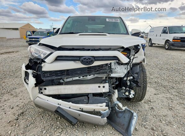 JTERU5JR2R6257950 2024 TOYOTA 4RUNNER White Вид спереду