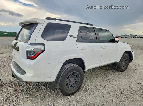 JTERU5JR2R6257950 2024 TOYOTA 4RUNNER White Задня права чверть