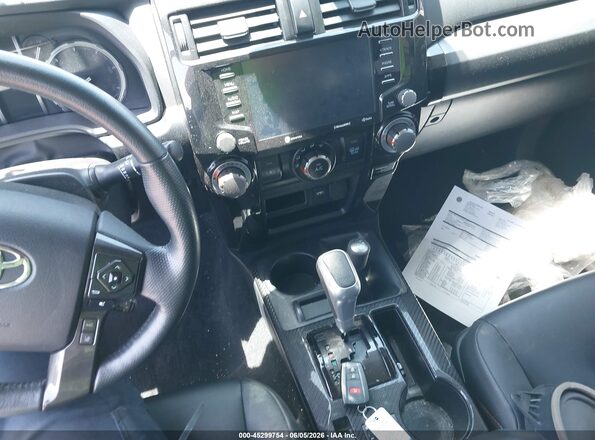 JTERU5JR2R6286364 2024 TOYOTA 4RUNNER Black Առջևի վահանակի տեսք