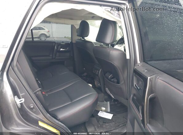 JTERU5JR3M5894666 2021 TOYOTA 4RUNNER Gray VIN կոդի պիտակի տեսք