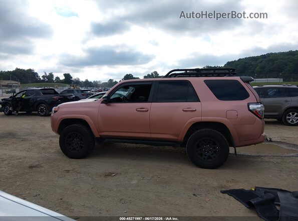 JTERU5JR3N5993604 2022 TOYOTA 4RUNNER Pink Vista interior de 360 grados