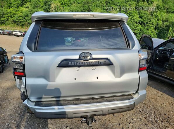 JTERU5JR4N6006809 2022 TOYOTA 4RUNNER Silver 