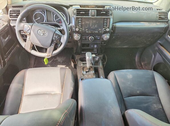 JTERU5JR4P6165462 2023 TOYOTA 4RUNNER Green Widok deski rozdzielczej