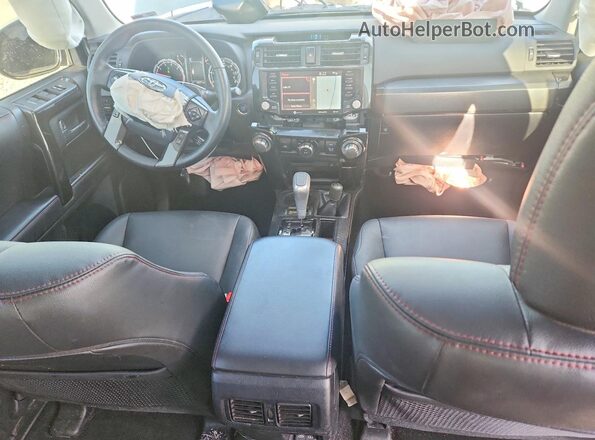 JTERU5JR4P6200730 2023 TOYOTA 4RUNNER Серый Вид панели приборов