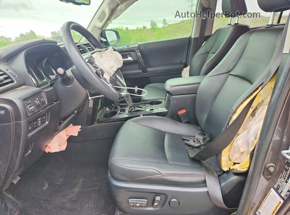 JTERU5JR7M5894265 2021 TOYOTA 4RUNNER Black Front interior view