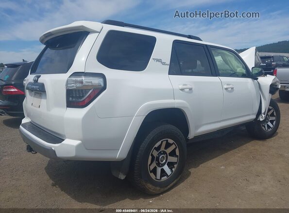 JTERU5JR8M5945921 2021 TOYOTA 4RUNNER White Tył prawy