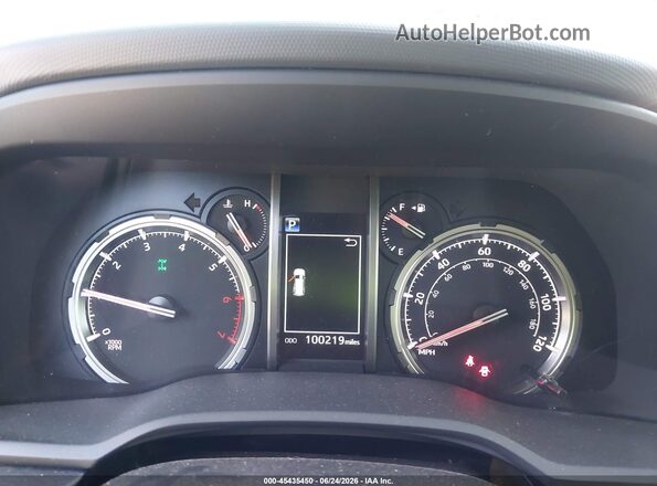 JTERU5JRXN6048840 2022 TOYOTA 4RUNNER Silver Вид задніх сидінь