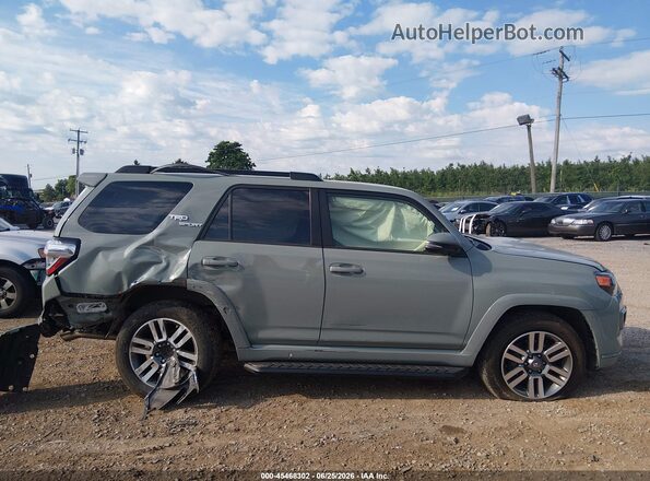 JTESU5JR0N5989995 2022 TOYOTA 4RUNNER Green Rear interior view