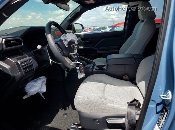 JTEVA5AR4S5009105 2025 TOYOTA 4RUNNER Blue Front interior view
