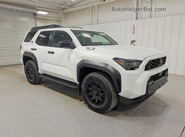 JTEVB5BR7T5033637 2026 TOYOTA 4RUNNER White 