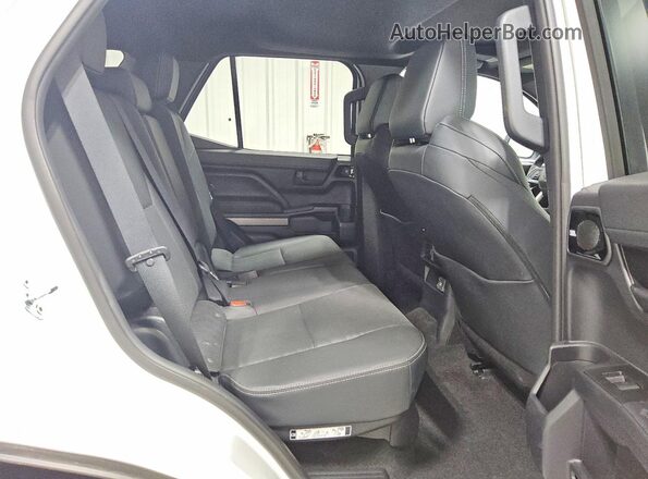 JTEVB5BR7T5033637 2026 TOYOTA 4RUNNER White 