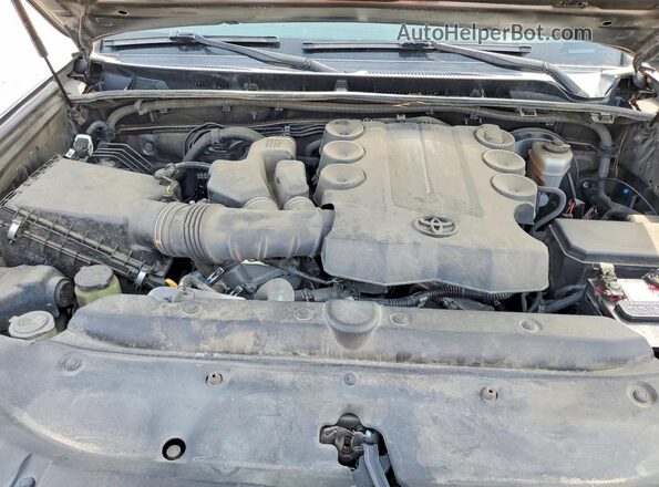 JTEZU5JR2G5131672 2016 TOYOTA 4RUNNER Серый Вид задней части салона