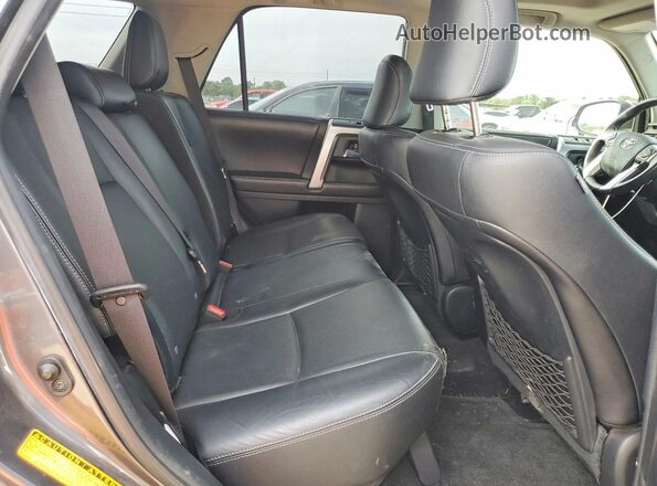 JTEZU5JR2G5131672 2016 TOYOTA 4RUNNER Серый Вид задних сидений