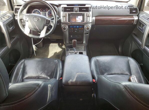 JTEZU5JR2G5131672 2016 TOYOTA 4RUNNER Серый Вид панели приборов