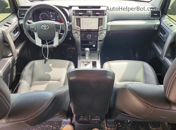 JTEZU5JR3L5224596 2020 TOYOTA 4RUNNER Gray Vista del salpicadero