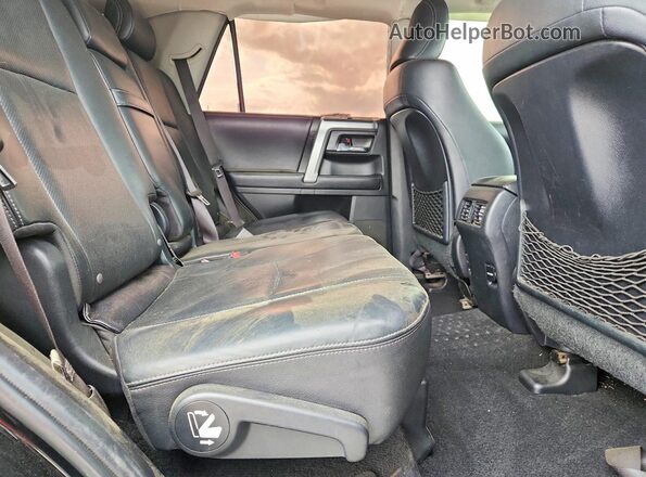 JTEZU5JR8J5190975 2018 TOYOTA 4RUNNER Черный Вид задней части салона