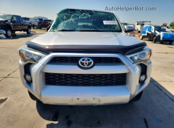 JTEZU5JRXG5111220 2016 TOYOTA 4RUNNER Silver Vista frontal