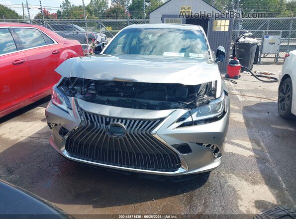JTHB21B19K2000910 2019 LEXUS ES 300H Серебряный Вид задней части салона
