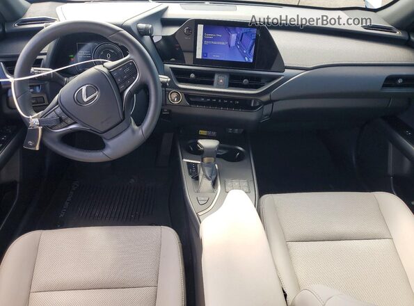 JTHB9JBHXR2076915 2024 LEXUS UX Белый Вид панели приборов