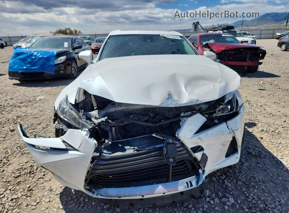 JTHBA1D20J5067076 2018 LEXUS IS White წინა ხედი