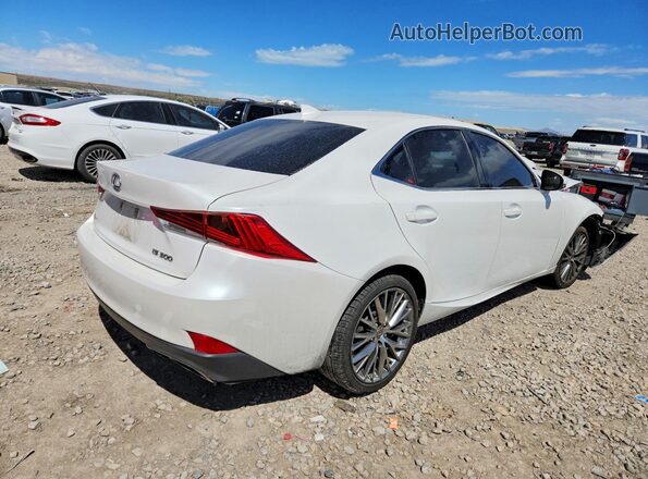 JTHBA1D20J5067076 2018 LEXUS IS White უკანა მარჯვენა