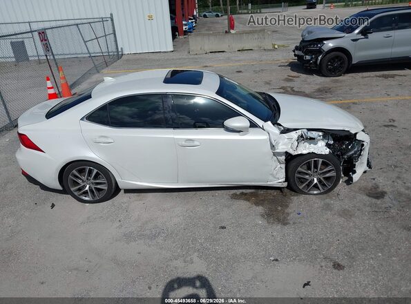 JTHBA1D20J5075114 2018 LEXUS IS 300 White Вид задньої частини салону