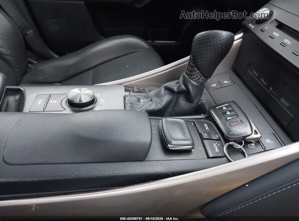 JTHBA1D21G5013665 2016 LEXUS IS 200T Beige Widok deski rozdzielczej