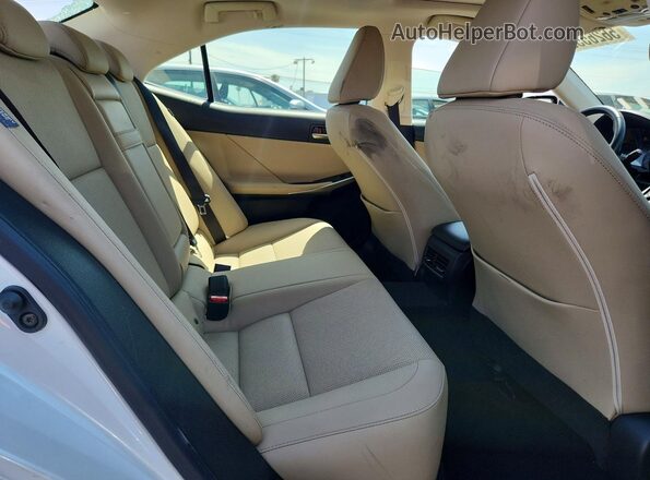 JTHBA1D21K5093350 2019 LEXUS IS White Հետևի նստատեղերի տեսք