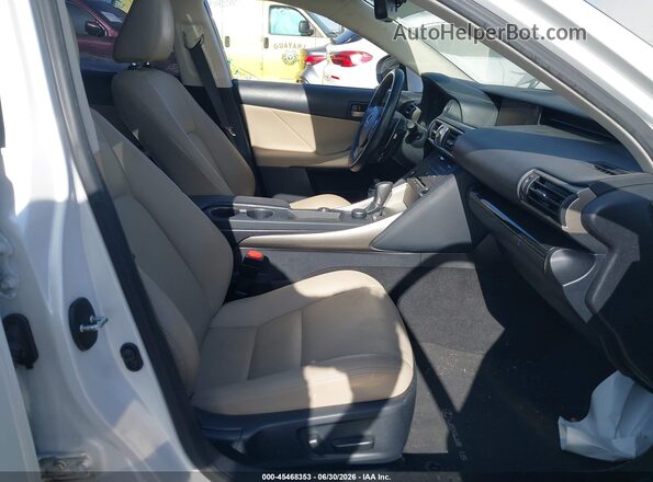 JTHBA1D21K5096006 2019 LEXUS IS 300 White Вид салону спереду