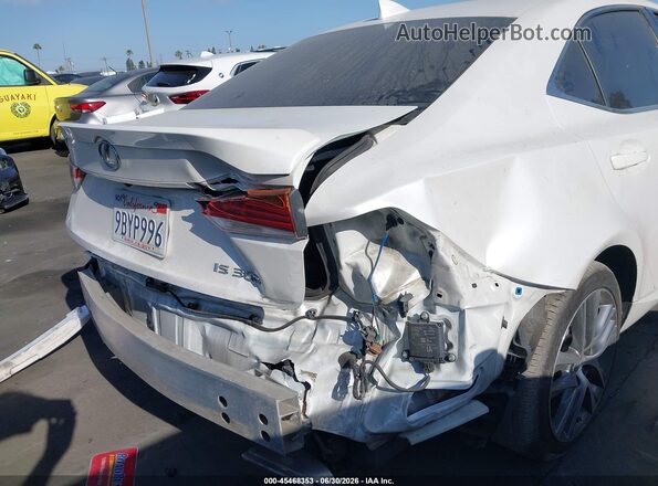 JTHBA1D21K5096006 2019 LEXUS IS 300 White Вид спереду