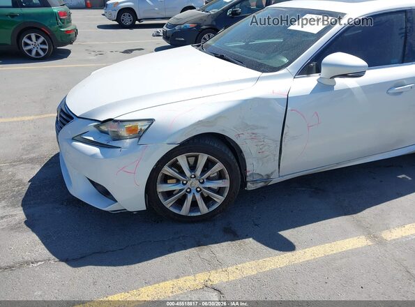 JTHBA1D22G5025842 2016 LEXUS IS 200T White Vista frontal