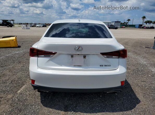 JTHBA1D23J5071879 2018 LEXUS IS White Вид ззаду