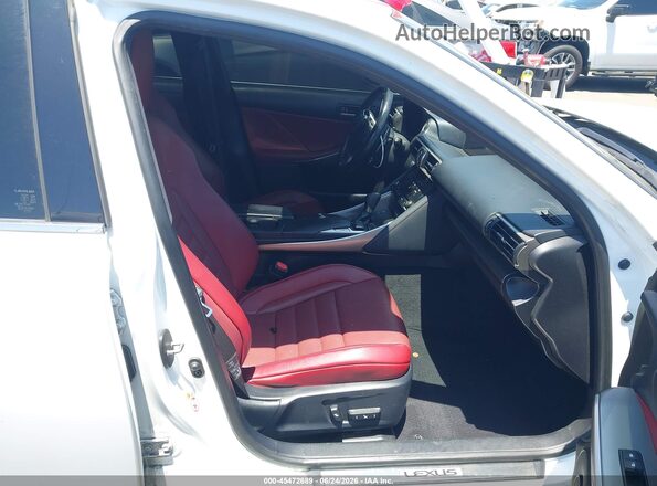 JTHBA1D24J5067842 2018 LEXUS IS 300 Белый Вид салона спереди