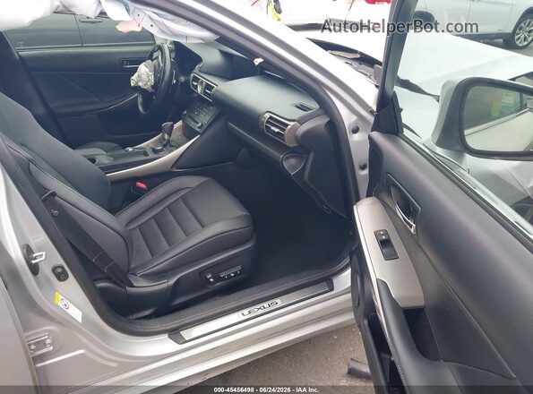 JTHBA1D25G5036611 2016 LEXUS IS 200T Silver წინა სალონის ხედი