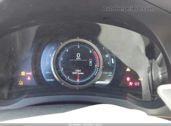 JTHBA1D26G5013743 2016 LEXUS IS 200T Red Widok tylnych siedzeń