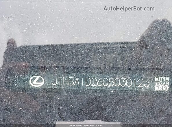 JTHBA1D26G5030123 2016 LEXUS IS 200T Black Вид підкапотного простору