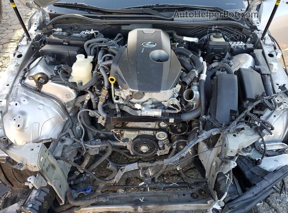 JTHBA1D26J5073822 2018 LEXUS IS Silver Вид задньої частини салону