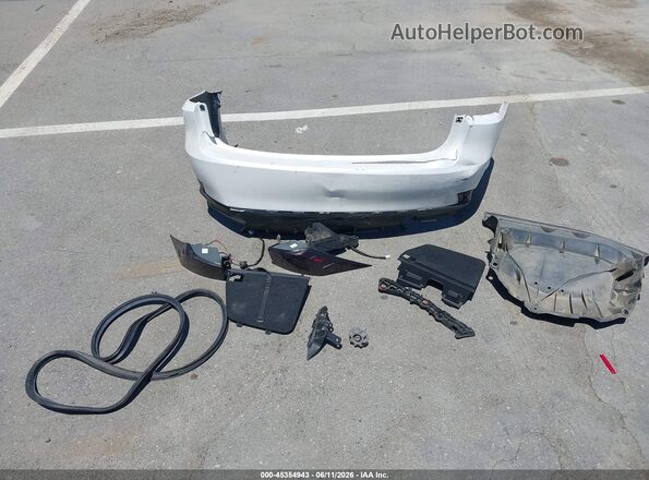 JTHBA1D27H5058983 2017 LEXUS IS 200T White 