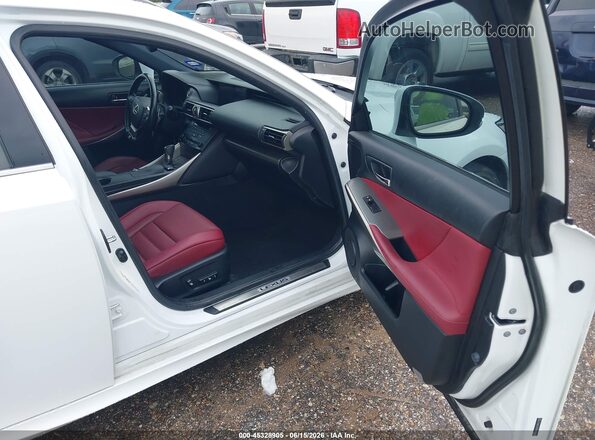 JTHBA1D2XH5044866 2017 LEXUS IS 200T White წინა სალონის ხედი
