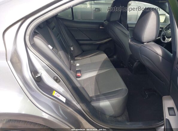 JTHBA1D2XJ5073581 2018 LEXUS IS 300 Gray Vista de la etiqueta del VIN