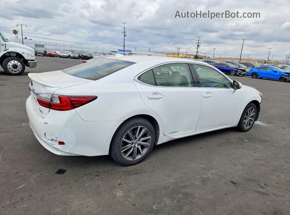 JTHBW1GG7H2137659 2017 LEXUS ES White Հետևի աջ