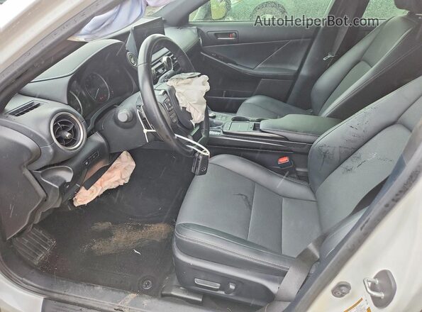 JTHC81F29M5044834 2021 LEXUS IS White Front interior view