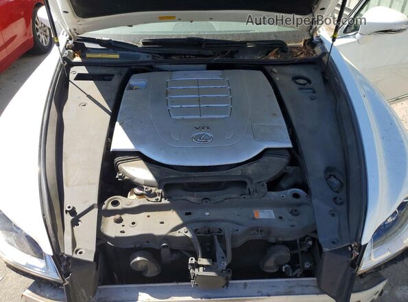 JTHCL5EF7H5028874 2017 LEXUS LS White Widok wnętrza z tyłu