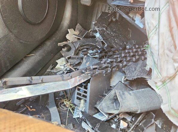 JTHCM1D21G5009224 2016 LEXUS IS Black Շարժիչի բաժամունքի տեսք