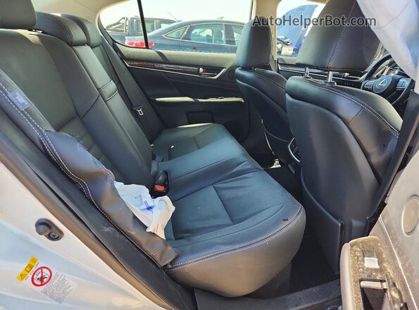 JTHCZ1BL4JA008645 2018 LEXUS GS White Widok tylnych siedzeń