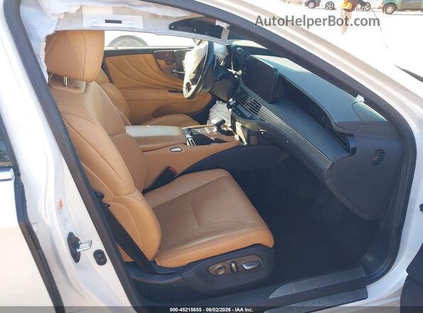 JTHD51GF2M5008644 2021 LEXUS LS 500 White Front interior view